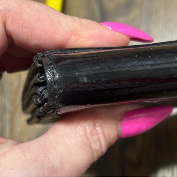 BURBERRY Nova Check Black Patent
Leather Flap Long Wallet - Picture 14 of 16